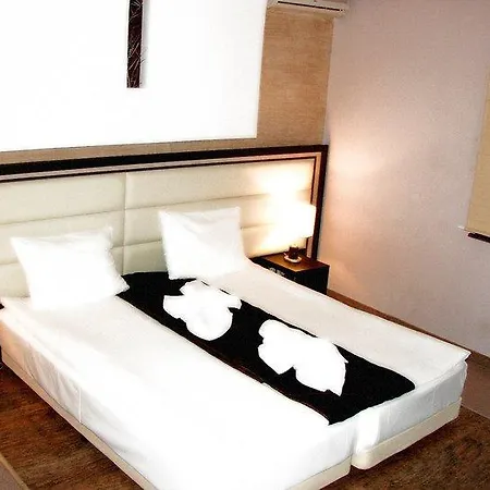 Salena Boutique 3*